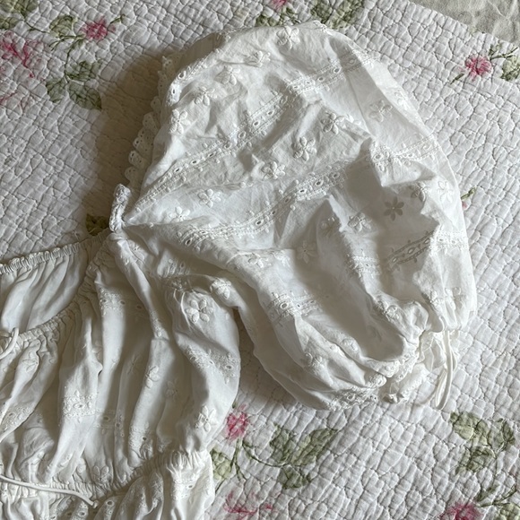 For Love and Lemons Eyelet Croptop - Picture 2 of 3